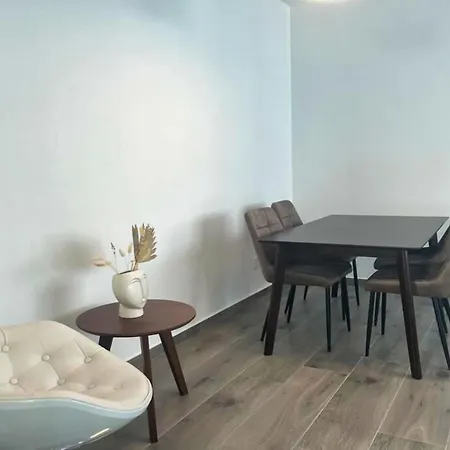 Apartament Phaedrus Living Coral Ambiance Larnaca