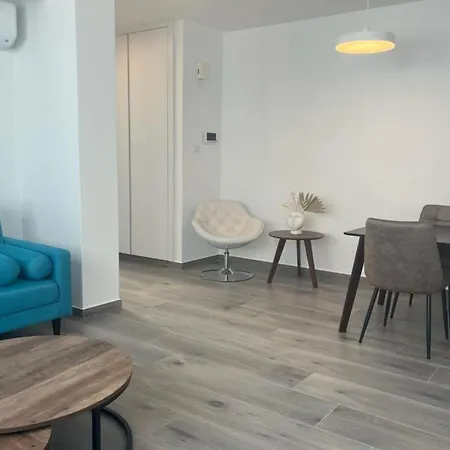 Phaedrus Living Coral Ambiance